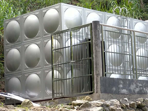 成品不锈钢水箱可以换成异形水箱吗？